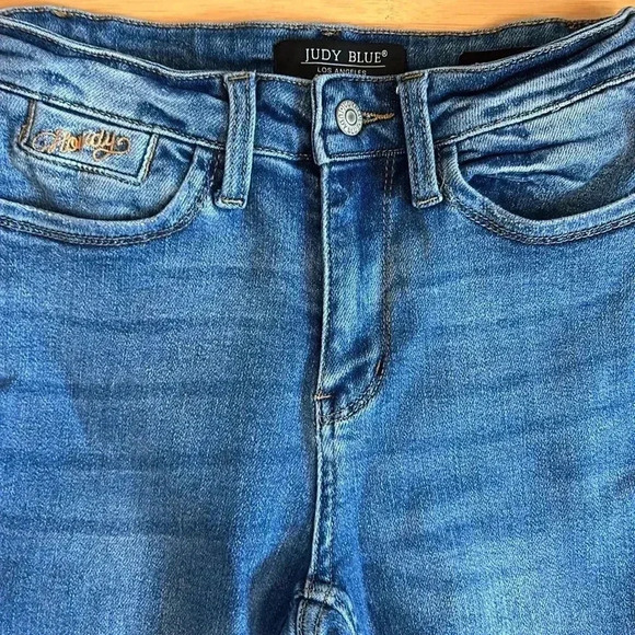 Judy Blue Boyfriend Fit Distressed Denim Jeans size 0/24 - Picture 2 of 11